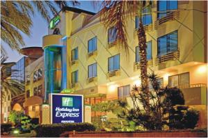 Holiday Inn Express Anaheim Maingate